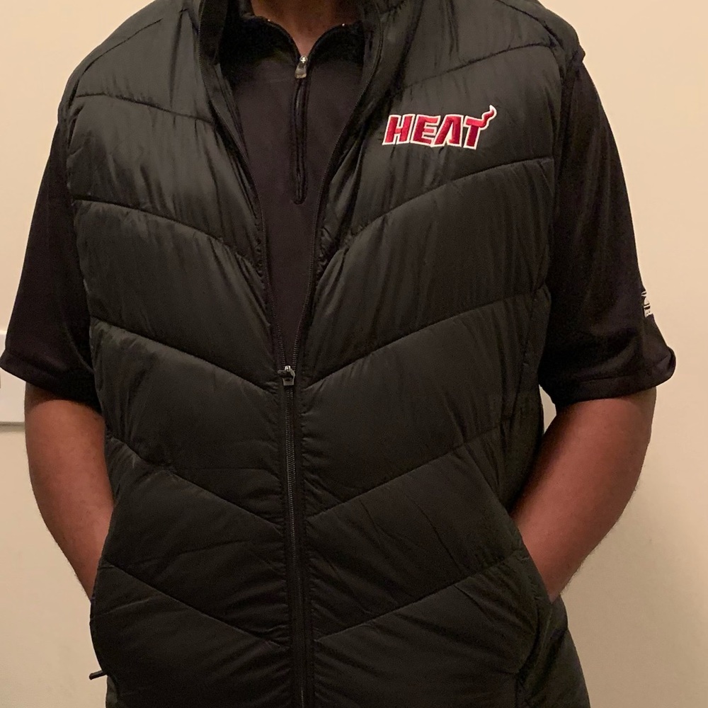 Miami Heat NBA 3 in 1 Vest and Jacket - Picture 8 of 15